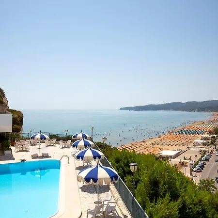 شقة فندقية Svevo Sea House 3*