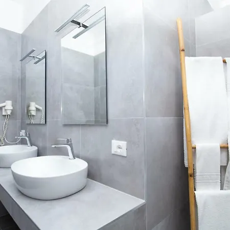 شقة فندقية Svevo Sea House 3*