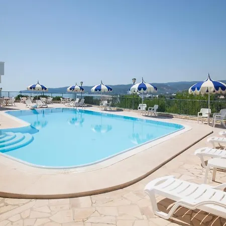 Svevo Sea House Aparthotel